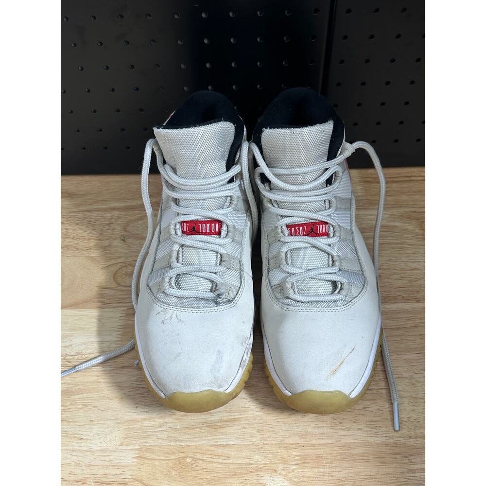 Size 9 - Air Jordan 11 Retro Platinum Tint